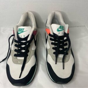 Nike air max correlate sneakers white/black/green size 10 women’s